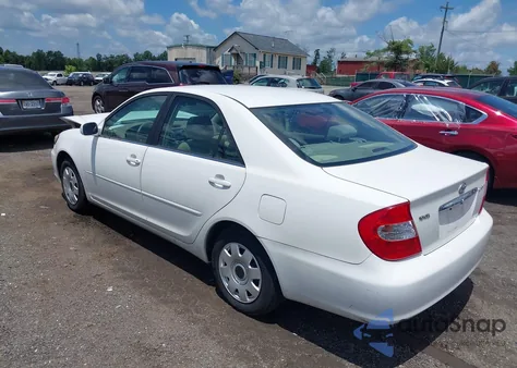 2002 Toyota Camry Le/Xle/Se из США, поврежденный, VIN JTDBE32K520035985